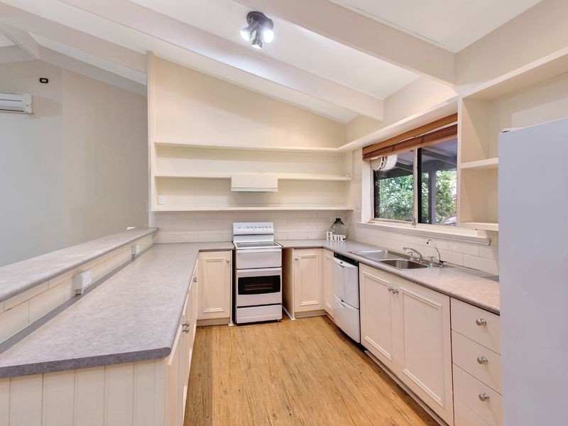 17 Rudall Avenue, Crafers SA 5152