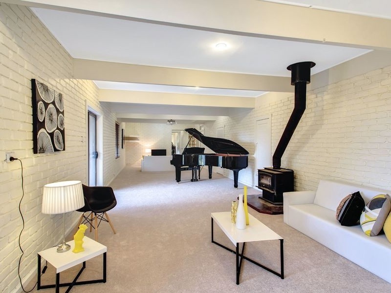 17 Rudall Avenue, Crafers SA 5152