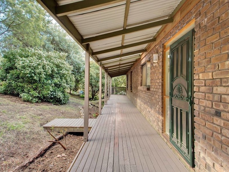 17 Rudall Avenue, Crafers SA 5152