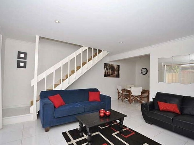 4/64a Winston Avenue, Melrose Park SA 5039