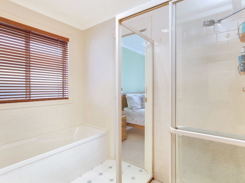 27 Bristol Terrace, Oakden SA 5086