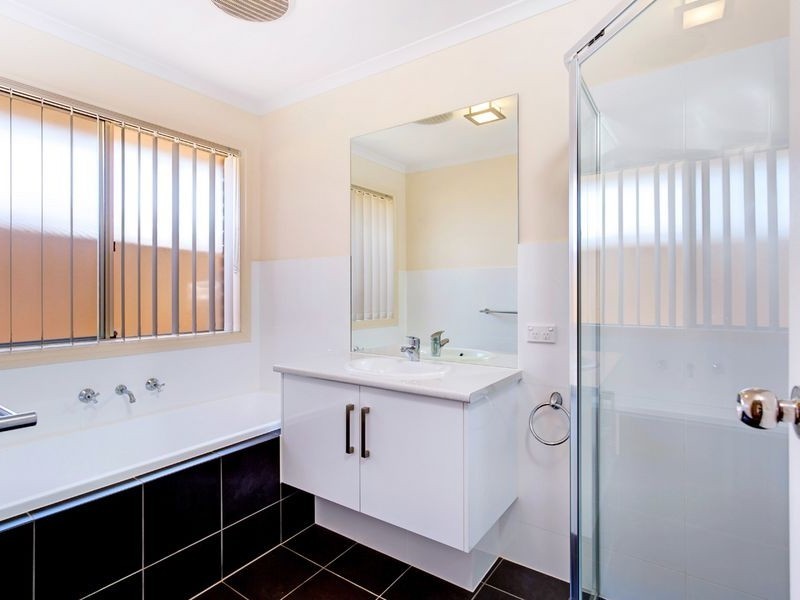 16 Roberts Street, Munno Para West SA 5115