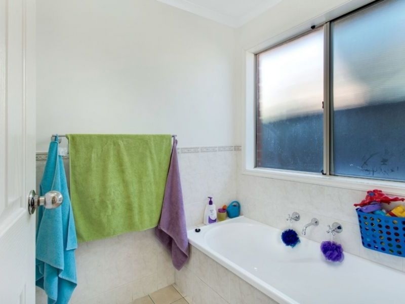 2 Dylan Close, Munno Para West SA 5115
