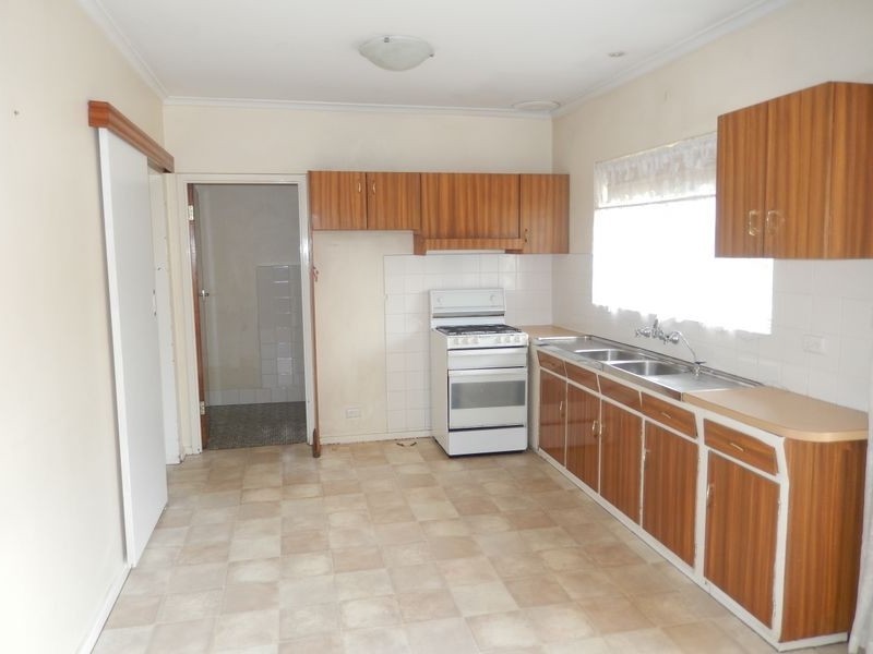 24 Lorenz Street, Campbelltown SA 5074