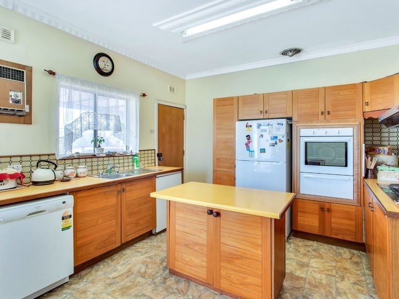 12 Wavell Street, Broadview SA 5083