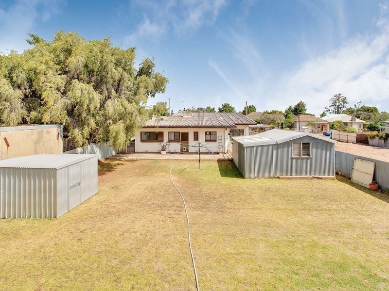 12 Wavell Street, Broadview SA 5083