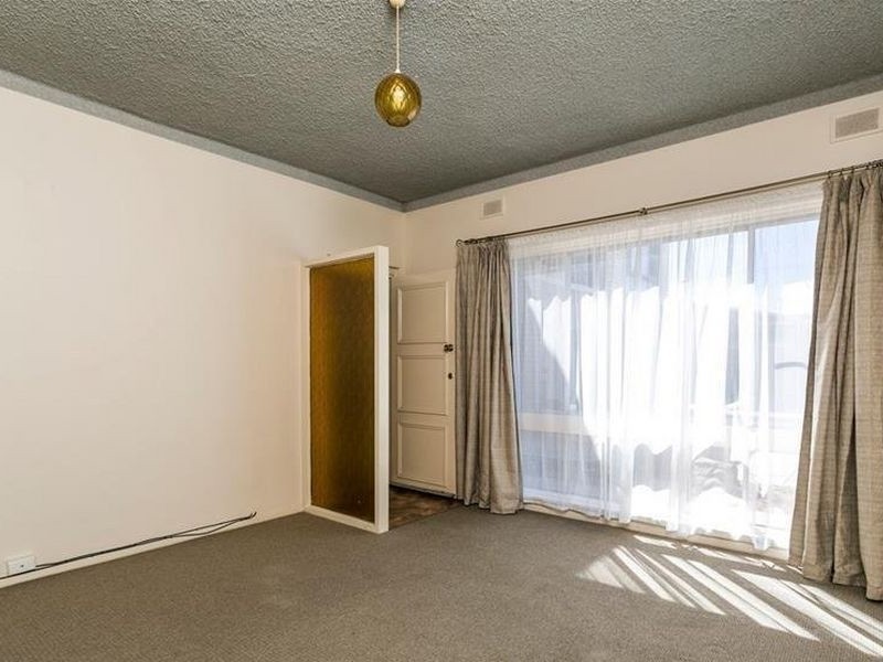 3/2 Old Beach Road, Brighton SA 5048