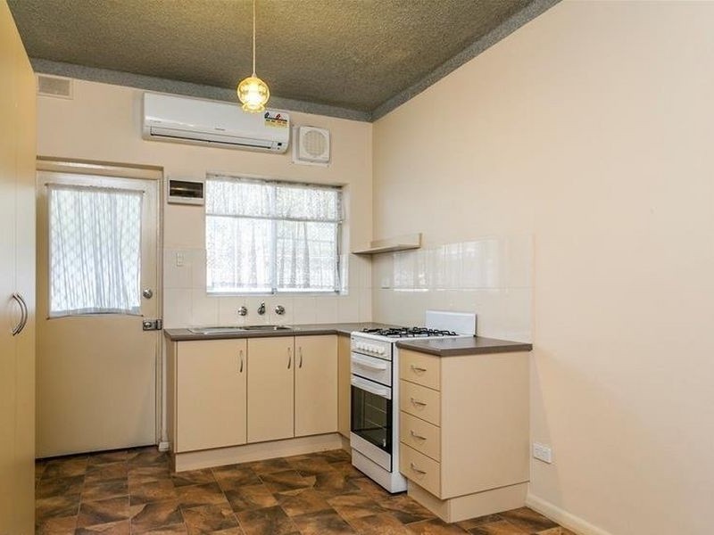 3/2 Old Beach Road, Brighton SA 5048
