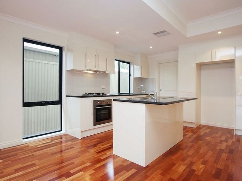 15a Condada Avenue, Park Holme SA 5043