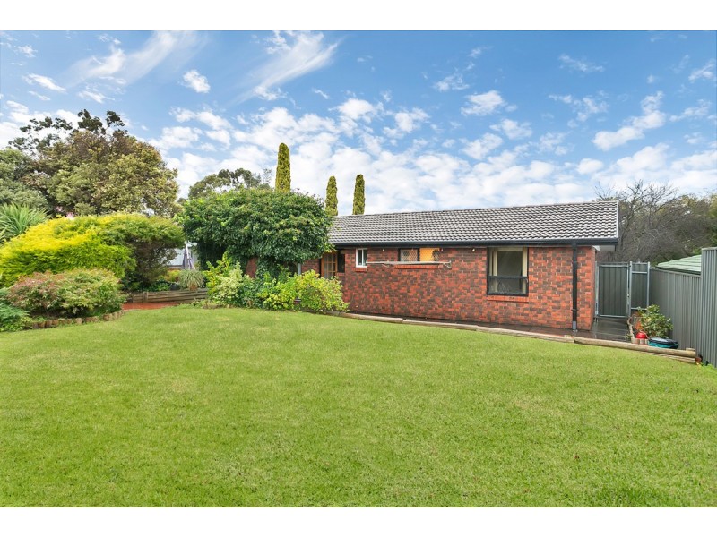 46 De Sassenay Crescent, Modbury Heights SA 5092