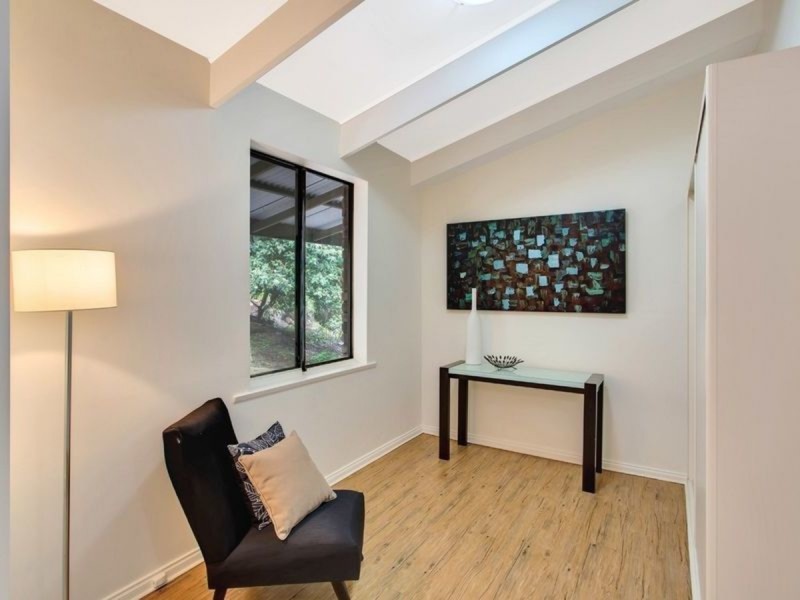 17 Rudall Avenue, Crafers SA 5152