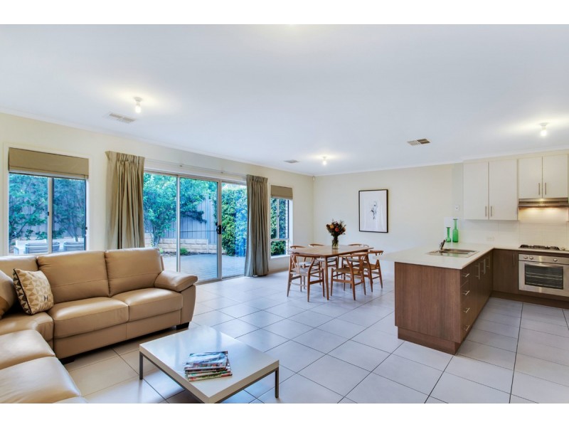 70 Lurline Avenue, Gilles Plains SA 5086