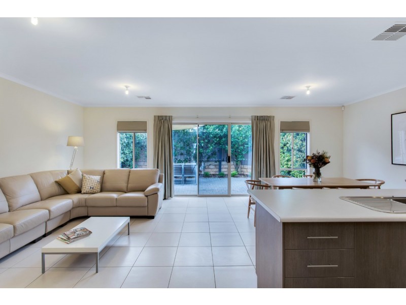 70 Lurline Avenue, Gilles Plains SA 5086