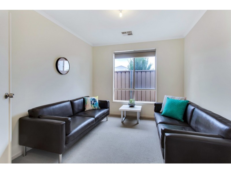 70 Lurline Avenue, Gilles Plains SA 5086