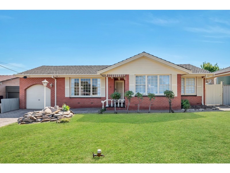 4 Tareena Street, Ridgehaven SA 5097