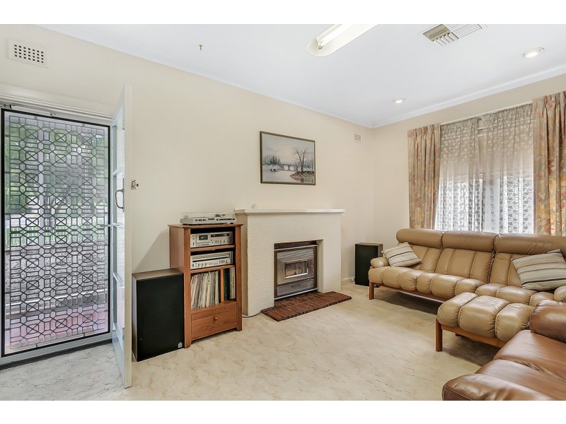 11 Angas Avenue, Vale Park SA 5081