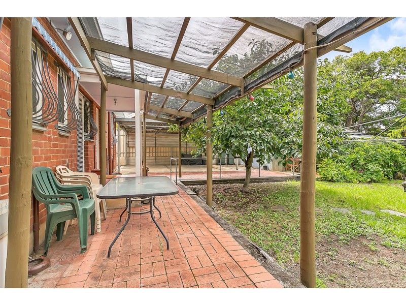 11 Angas Avenue, Vale Park SA 5081