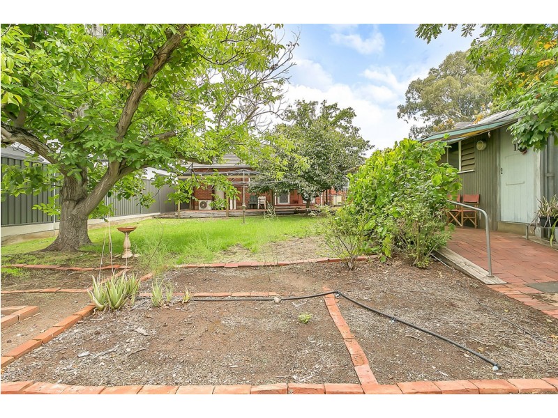 11 Angas Avenue, Vale Park SA 5081