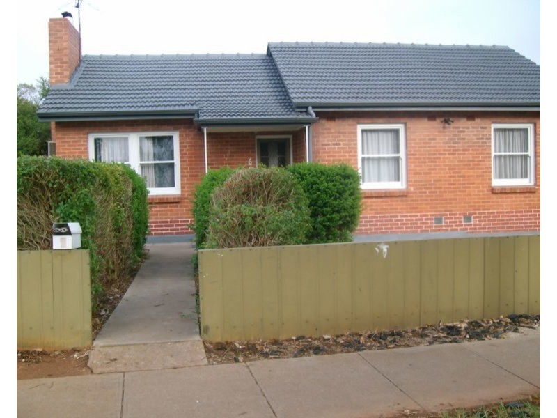 6 Marleycombe Road, Elizabeth Vale SA 5112