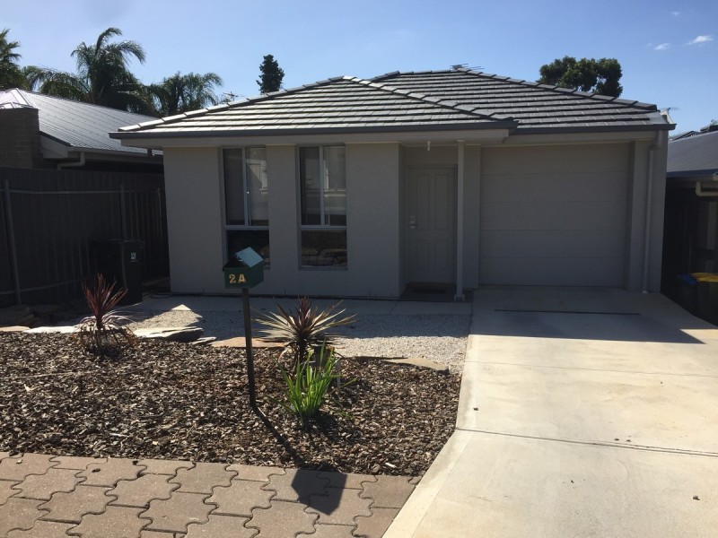2a Carolan Crescent, Valley View SA 5093