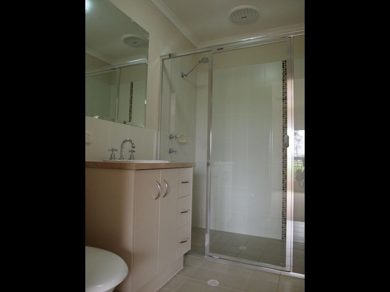 4 Eden Lane, Andrews Farm SA 5114