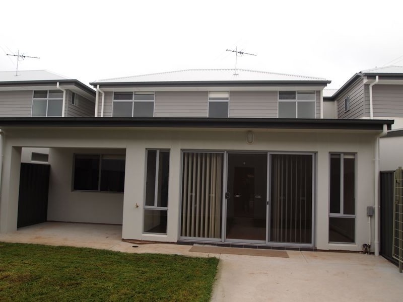 4 Eden Lane, Andrews Farm SA 5114
