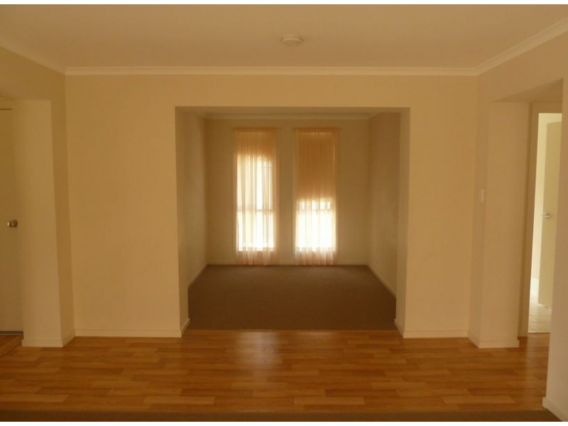 5 Minindee Avenue, Andrews Farm SA 5114