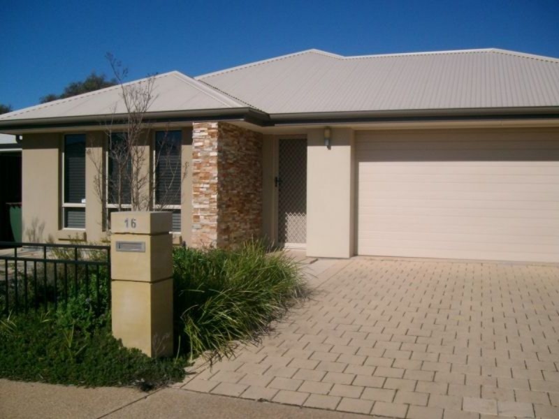 16 Jindabyne Street, Andrews Farm SA 5114