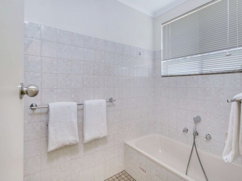 5a Collingrove Avenue, Broadview SA 5083