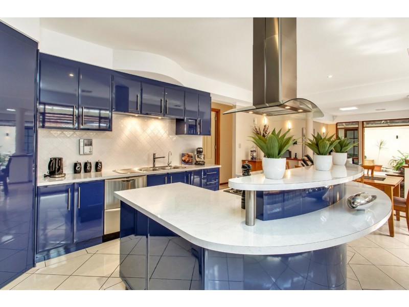 8 Hendry Court, Gilles Plains SA 5086