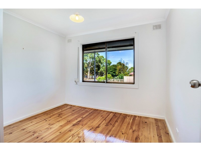 8 Grant Avenue, Gilles Plains SA 5086