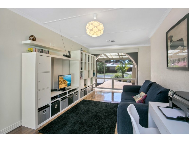 25 Boronia Drive, Hope Valley SA 5090