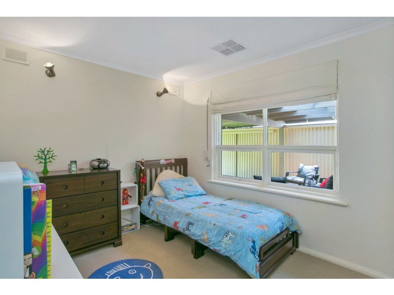 25 Boronia Drive, Hope Valley SA 5090
