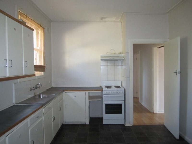 2 Blencowe Street, Elizabeth Grove SA 5112