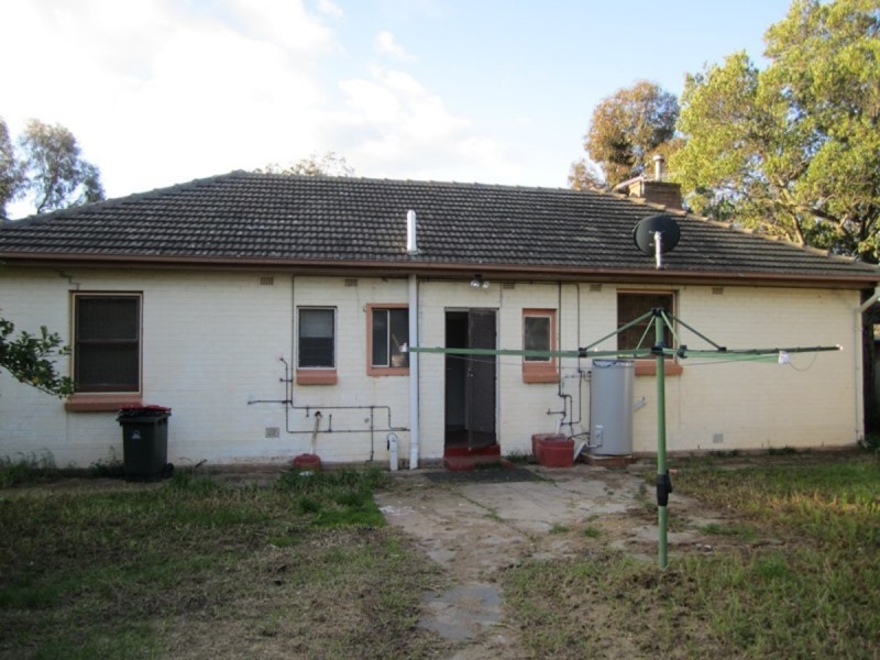 2 Blencowe Street, Elizabeth Grove SA 5112