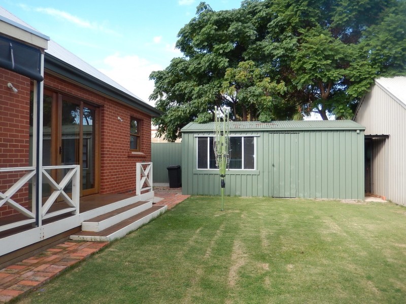 27 Clifton Street, Prospect SA 5082