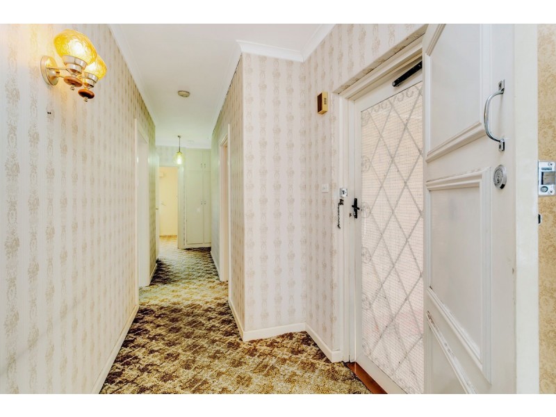 29 Essex Street, Woodville Gardens SA 5012