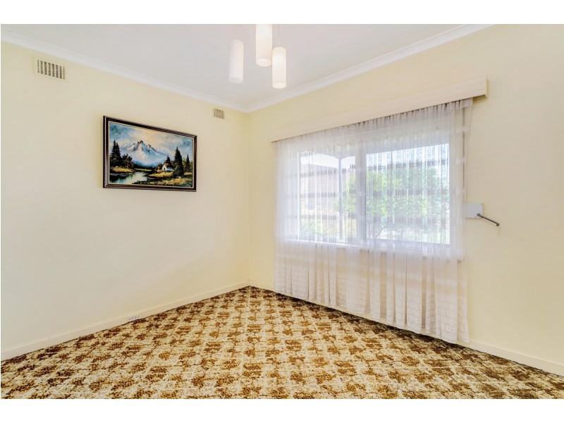 29 Essex Street, Woodville Gardens SA 5012