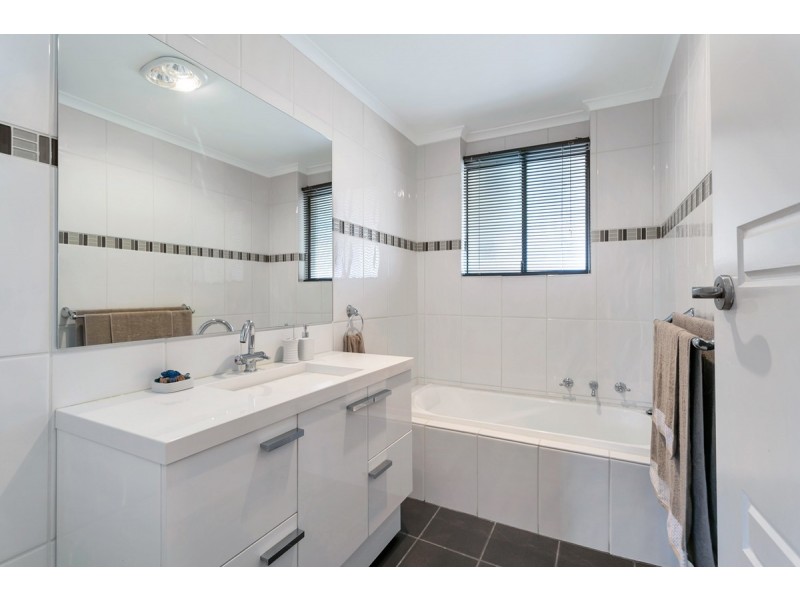 3 Bendigo Cresent, Modbury SA 5092