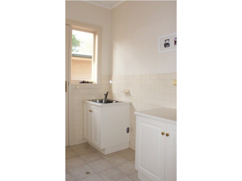 47 Ninth Avenue, St Peters SA 5069