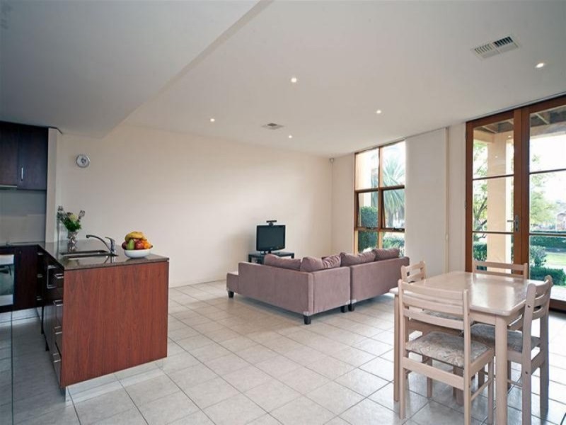 3/1 Torrens Lane, Mawson Lakes SA 5095