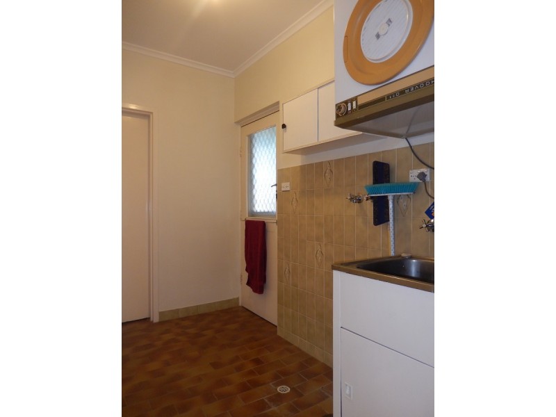 6 Roy Road, Paradise SA 5075