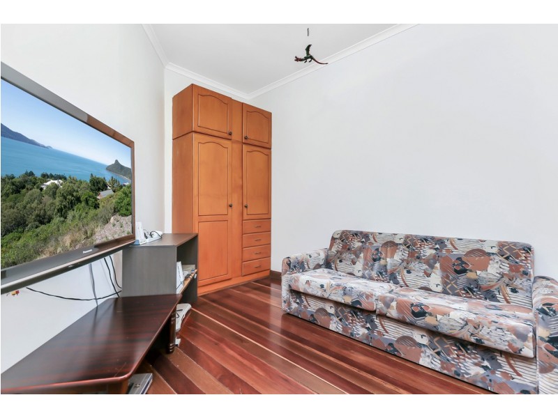 4 Leander Crescent, Greenacres SA 5086