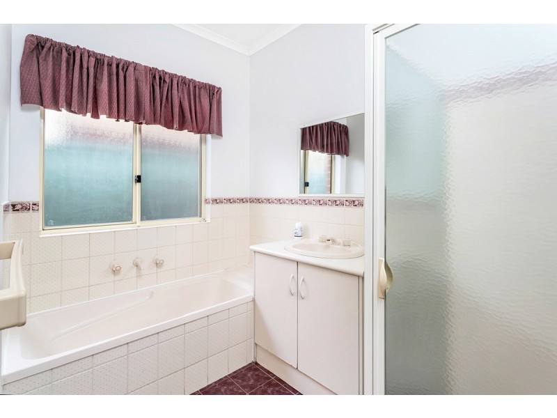 34 Queensborough Avenue, Hillcrest SA 5086