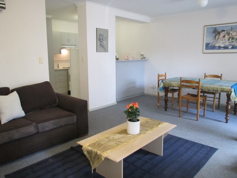 2/29 St Helena Place, Adelaide SA 5000