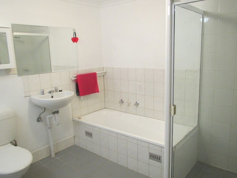 2/29 St Helena Place, Adelaide SA 5000