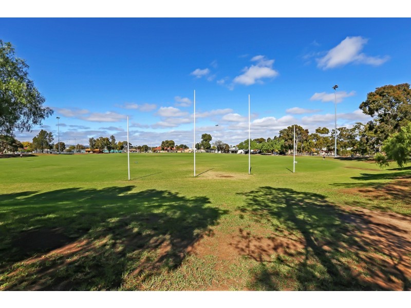 21 McInnes Avenue, Broadview SA 5083