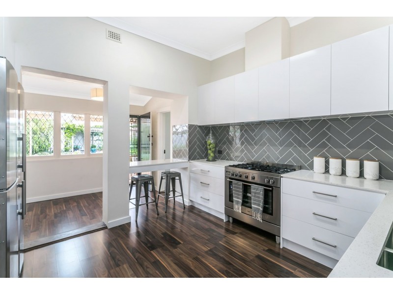 8 Gowland Street, Broadview SA 5083