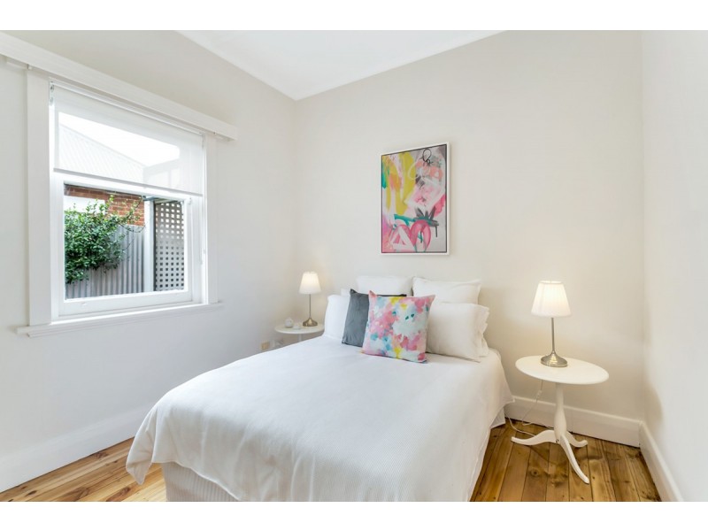 8 Gowland Street, Broadview SA 5083