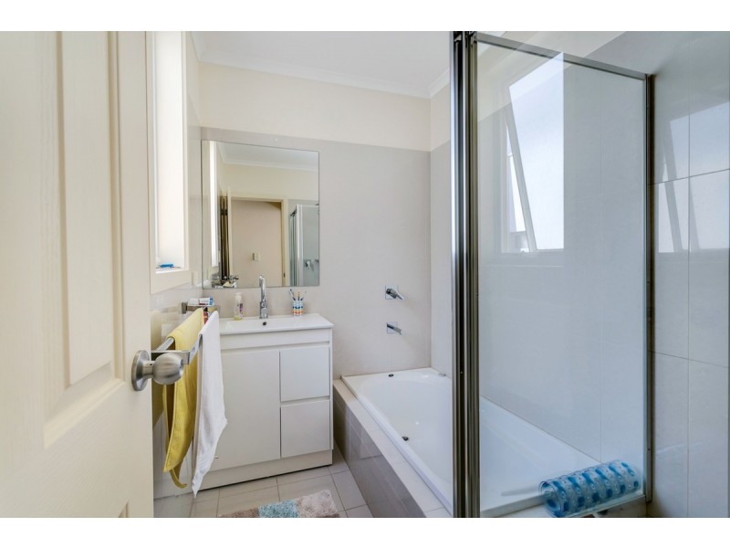 44 Harvey Circuit, Mawson Lakes SA 5095